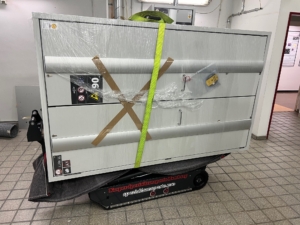 Spezialtransporte Kasper-Spezialtransport Hamburg Spezialtransport eines Laborschrankes